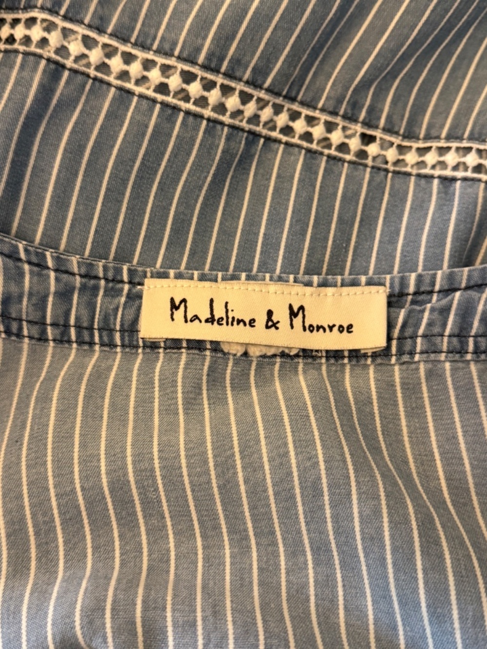 Like New Chambray Striped Top (XL) - Picture 6 of 6